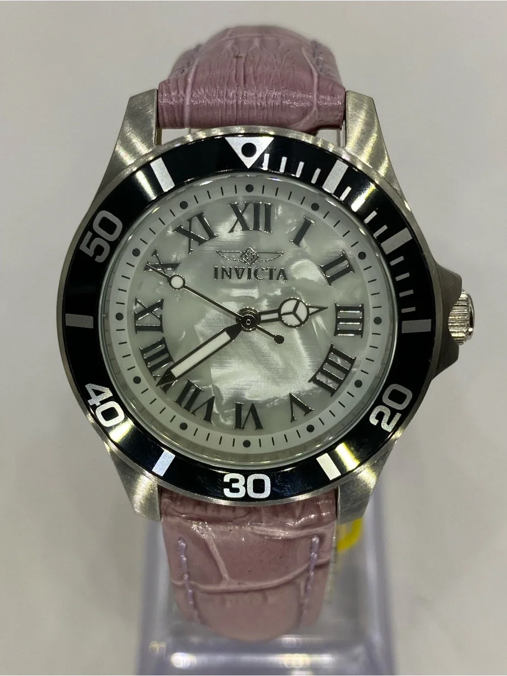 Men’s ^^^ Invicta ***  Watch / Plush  Pink Leather Strap ***